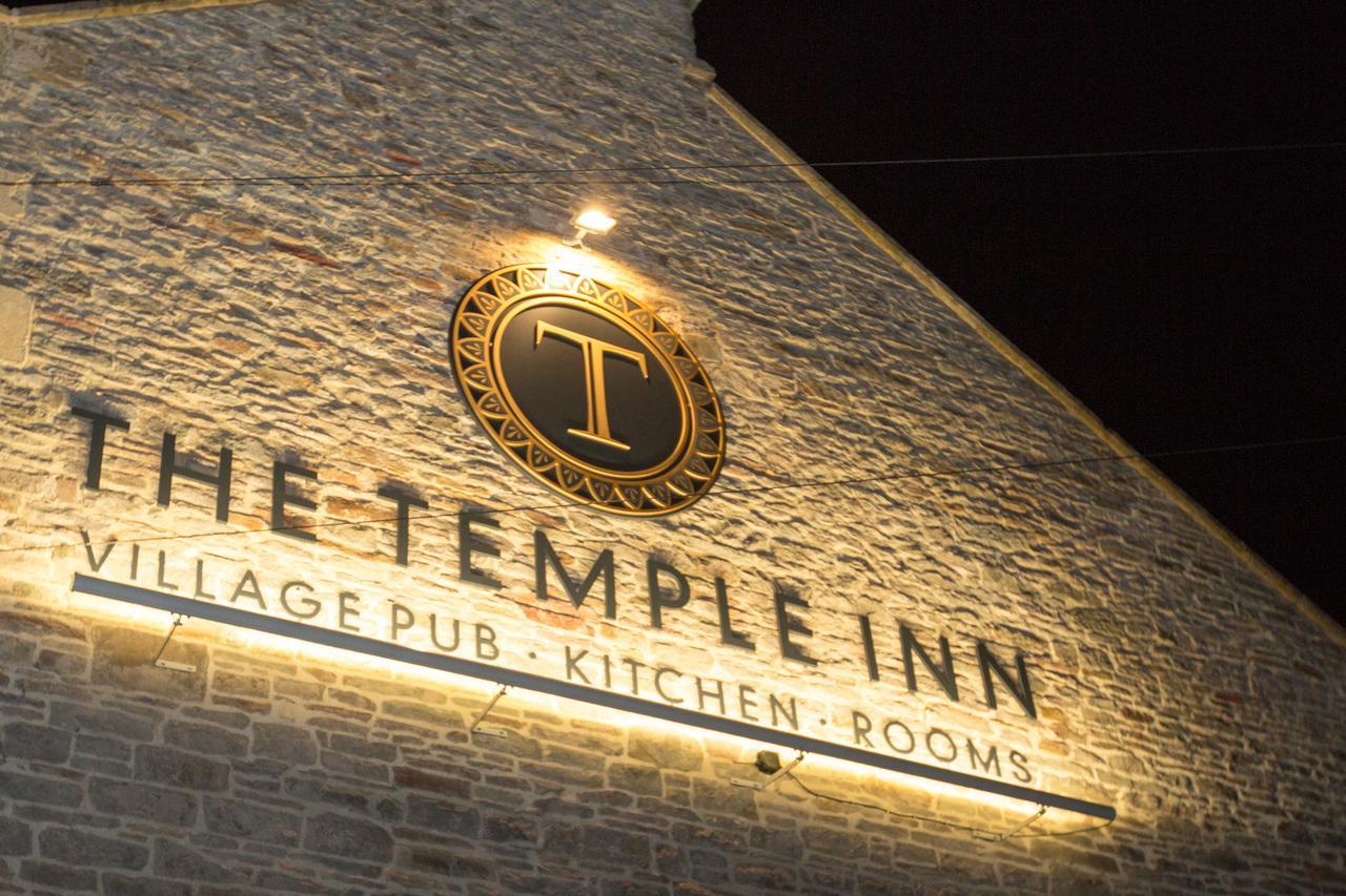 The Temple Inn Temple Cloud Exteriör bild